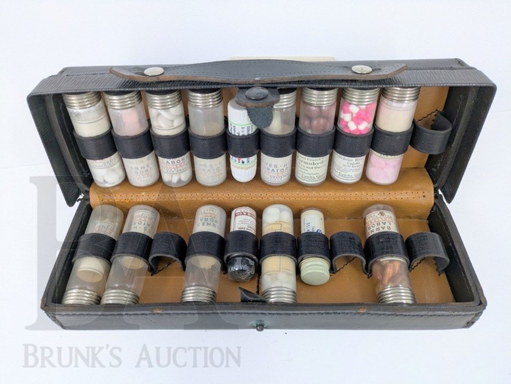 (PRE-1930'S) PHARMACISTS TRAVELING APOTHECARY CASE