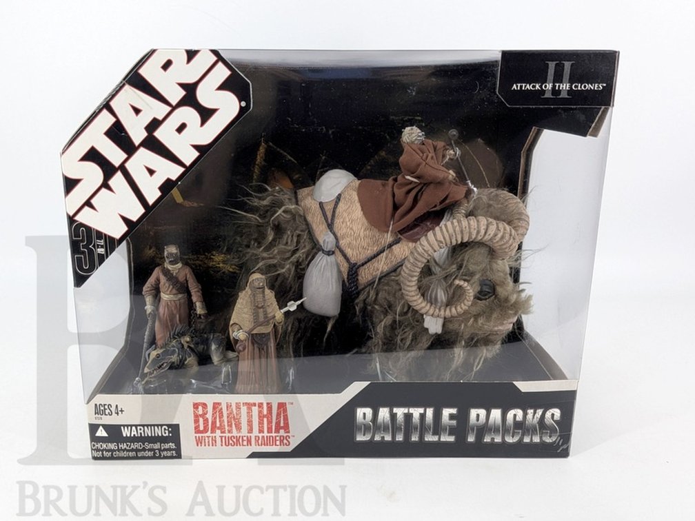 2007 Star Wars Battle Packs Bantha with Tusken Raiders Hasbro Attack of the Clones
