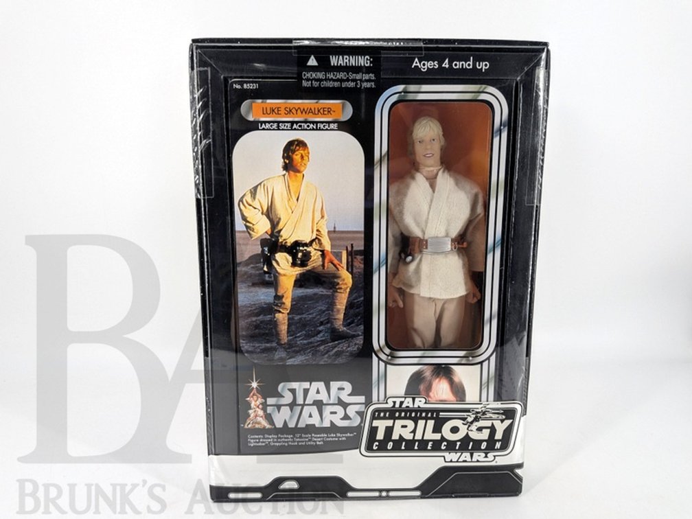 2004 Star Wars Original Trilogy Collection 12" Luke Skywalker Action Figure Hasbro