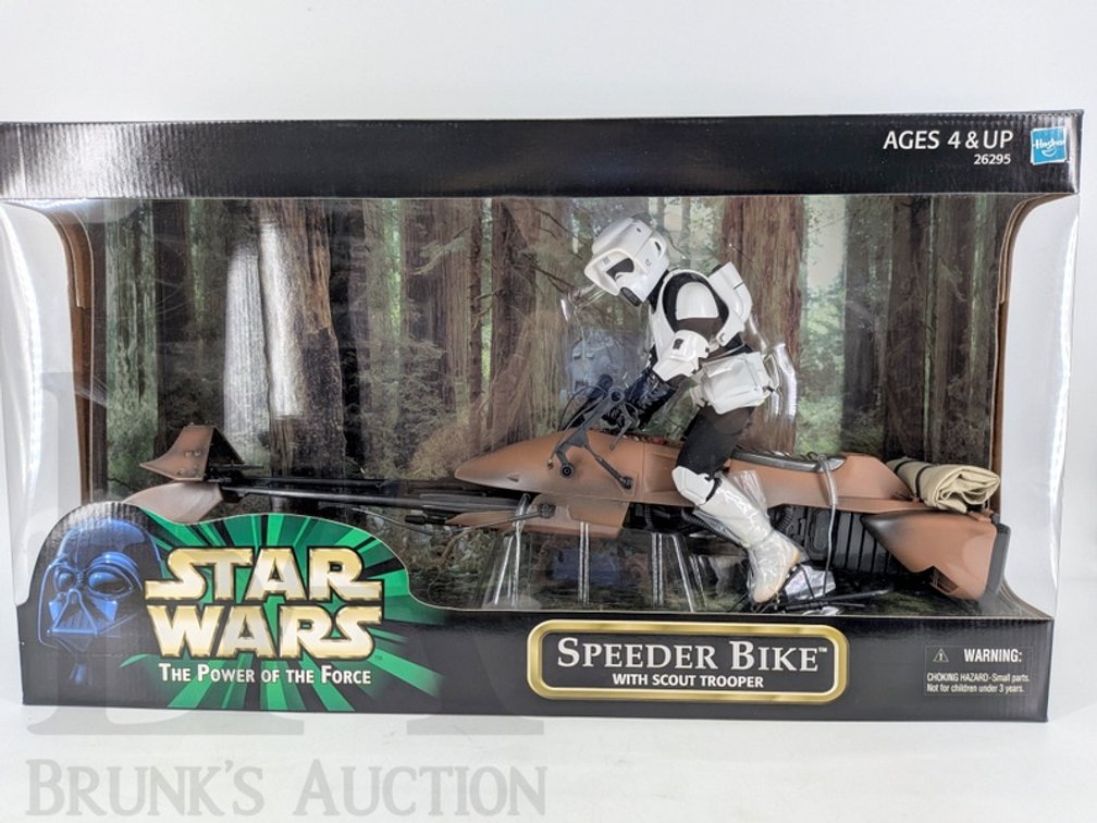 2000 Star Wars Power of the Force Speeder Bike with Scout Trooper Hasbro New in Box