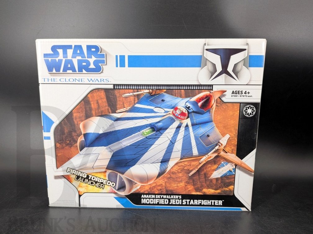 2008 Star Wars The Clone Wars Anakin Skywalker's Modified Jedi Starfighter Hasbro