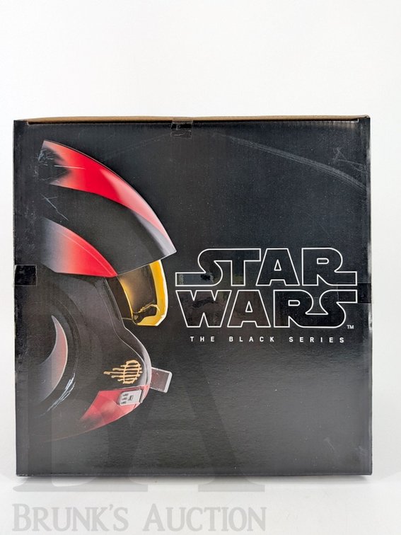 2017 Star Wars Black Series Poe Dameron Electronic Helmet by Hasbro