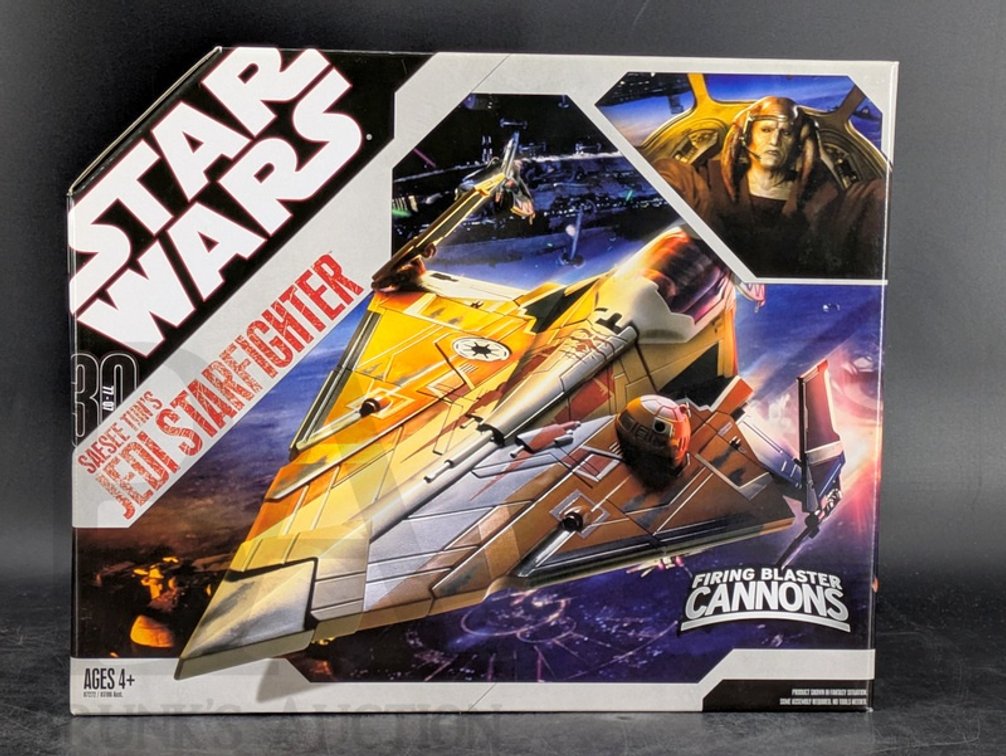 2006 Star Wars Saesee Tiin's Jedi Starfighter Hasbro 30th Anniversary Firing Cannons