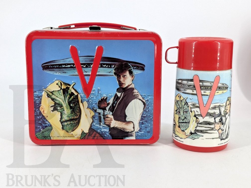 1984 V Warner Bros. Aladdin Metal Lunchbox with Thermos Set