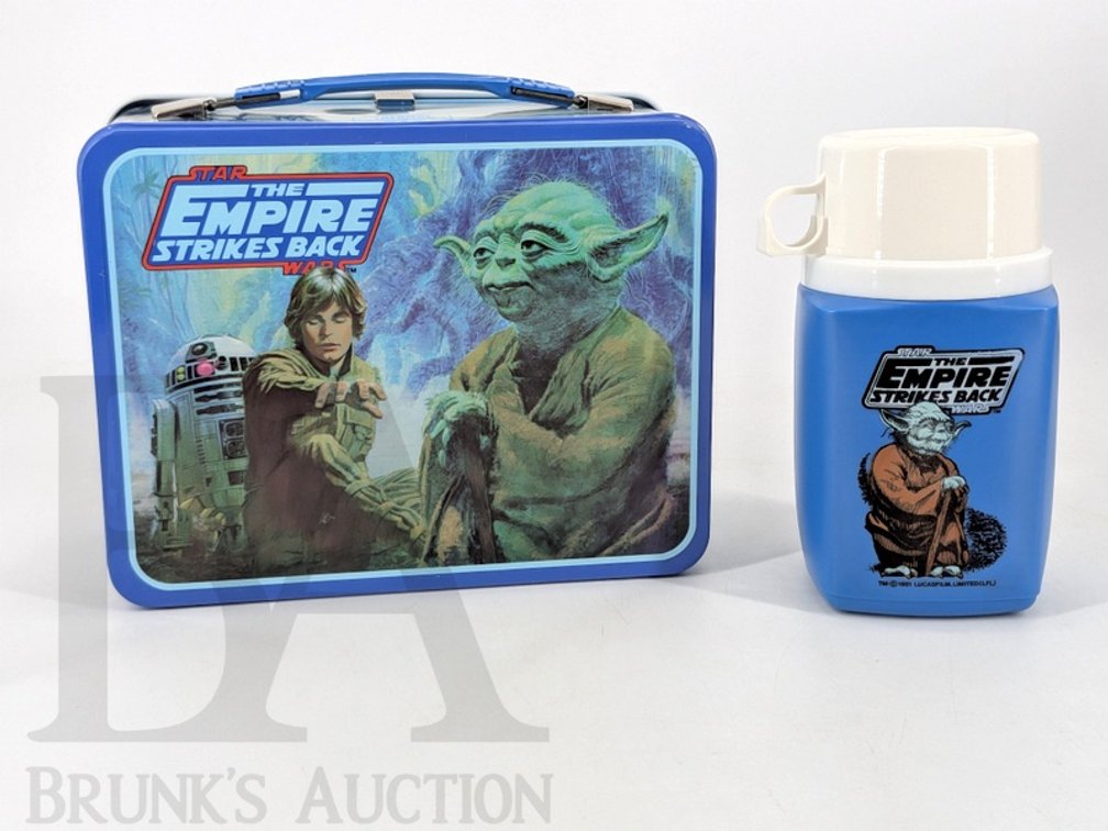 1980 Star Wars The Empire Strikes Back Thermos Metal Lunch Box and Thermos Set