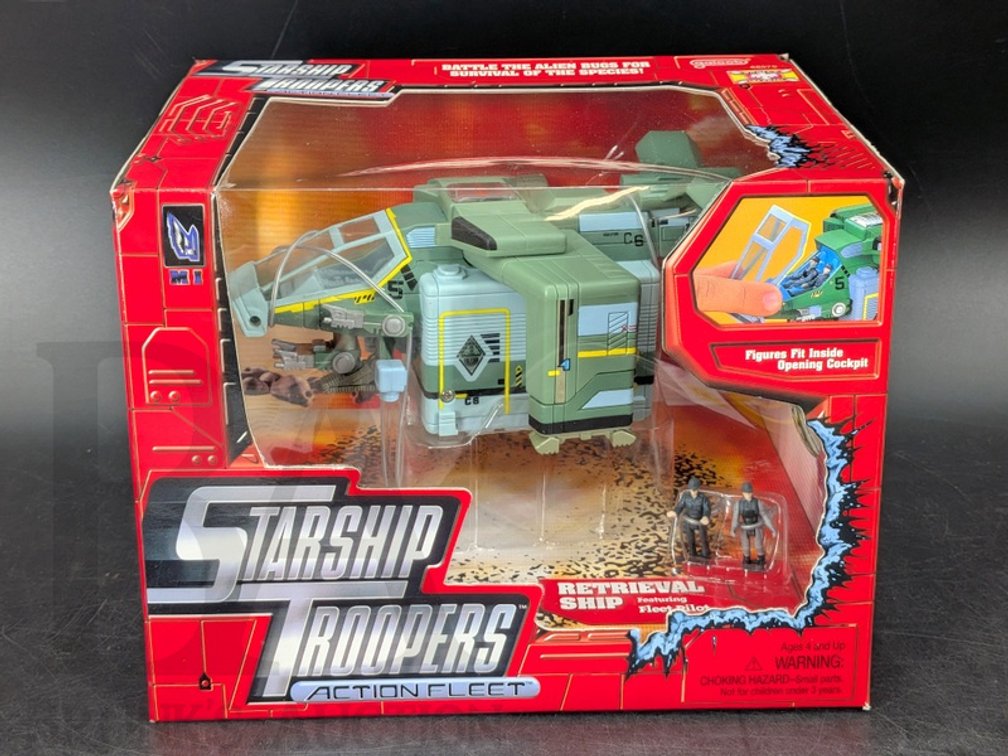 1996 Starship Troopers Action Fleet Retrieval Ship in Box by Galoob with Figures