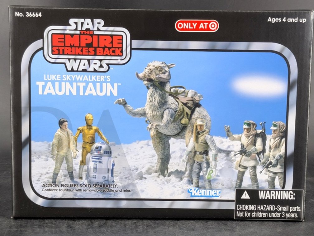 2011 Star Wars The Empire Strikes Back Luke Skywalker's Tauntaun Kenner Exclusive No. 36664