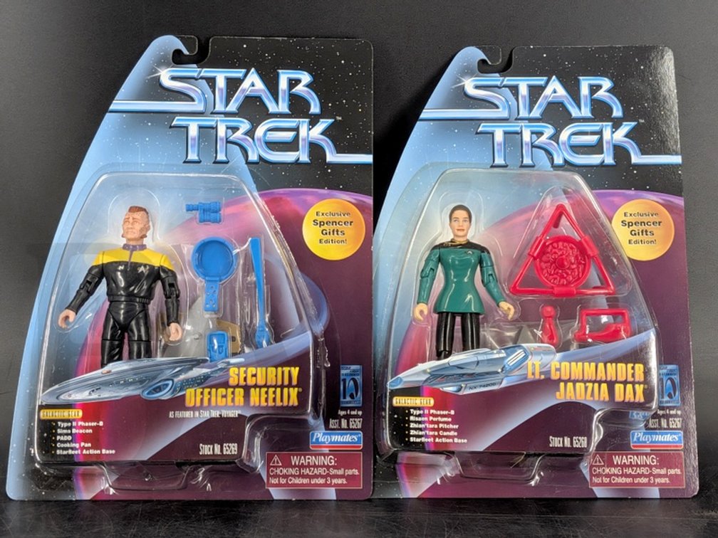 (2) 1997 Playmates Star Trek Spencer Gifts Security Officer Neelix & Jadzia Dax Figures