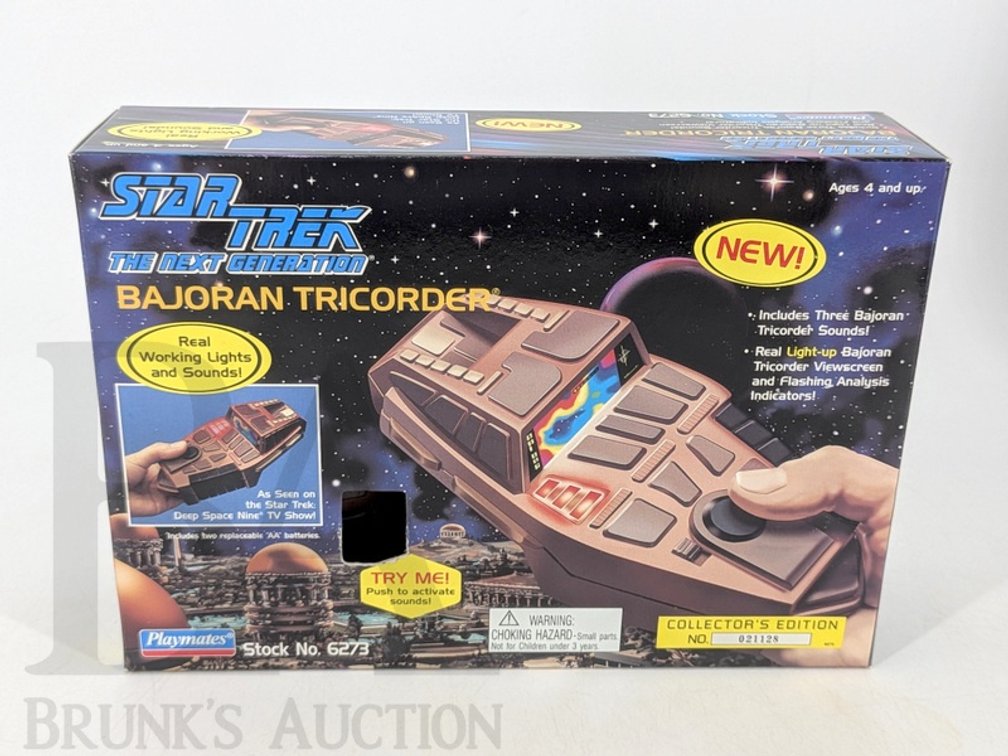 1995 Star Trek: The Next Generation Bajoran Tricorder Playmates Collector's Edition