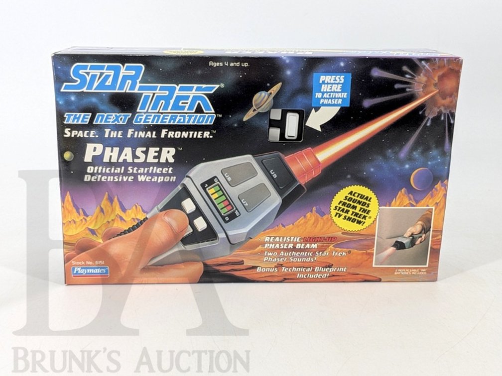 1992 Star Trek TNG Phaser Playmates Official Starfleet Toy, Boxed