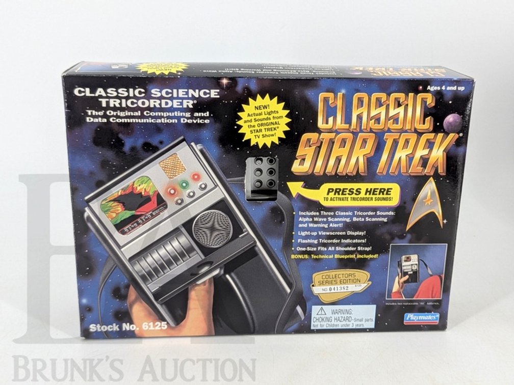 1995 Playmates Classic Star Trek Science Tricorder Collector's Series Edition Boxed