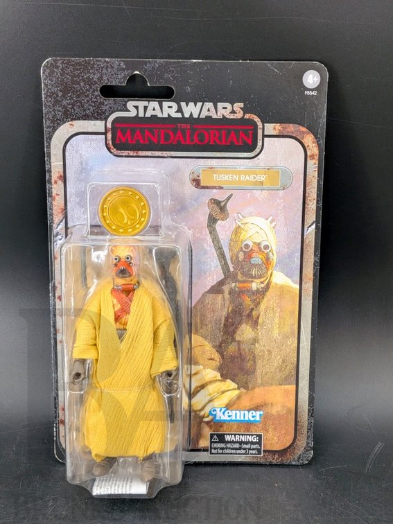 2022 Star Wars The Mandalorian Kenner Tusken Raider Figure with Coin, Hasbro