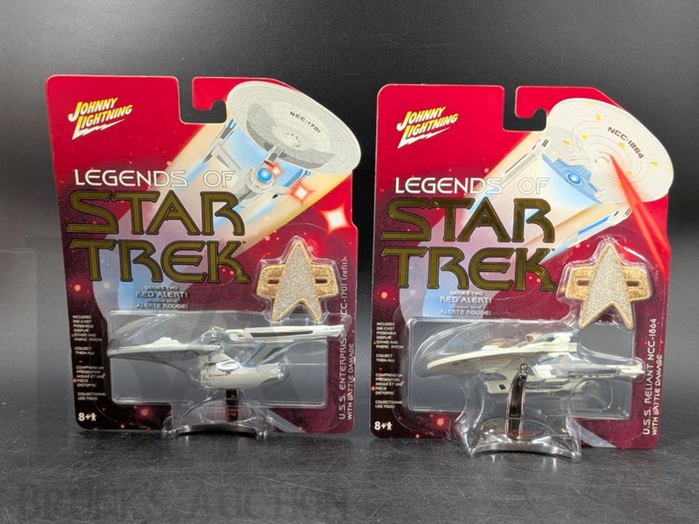 (2) 2005 Johnny Lightning Legends of Star Trek U.S.S. Reliant & U.S.S. Enterprise NCC-1701