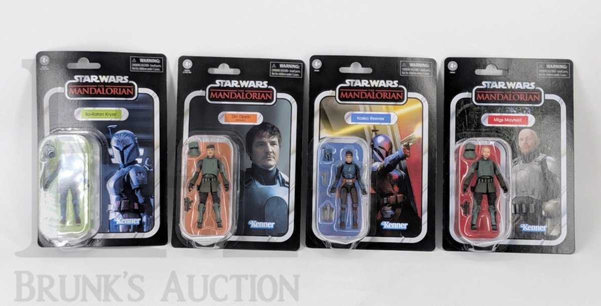 (4) 2022 Hasbro Star Wars The Mandalorian Vintage Collection Action Figures VC226-VC230