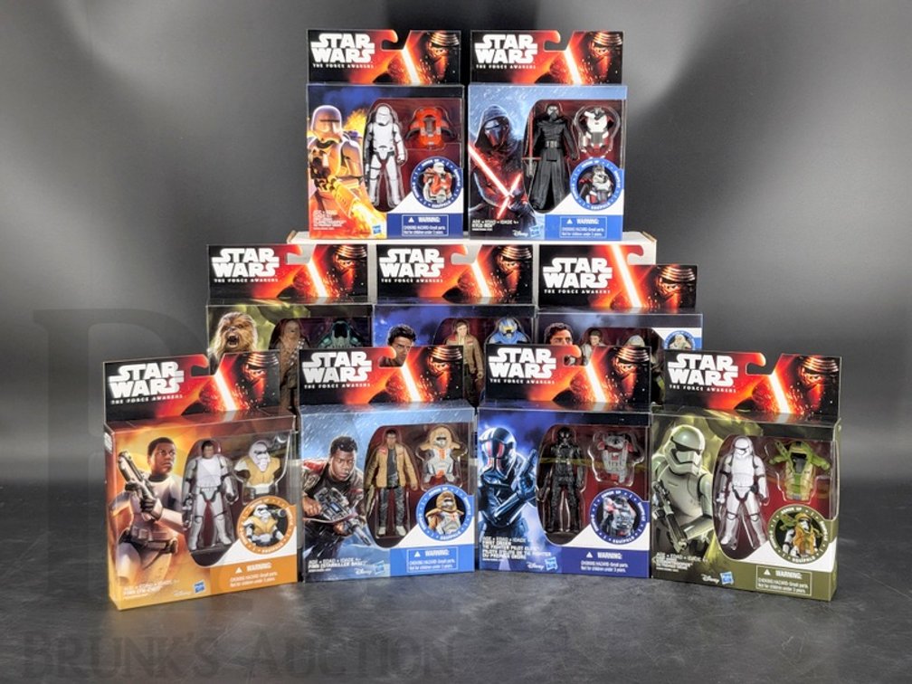 (9) 2015 Star Wars The Force Awakens Hasbro Action Figures Assortment, Armor Up