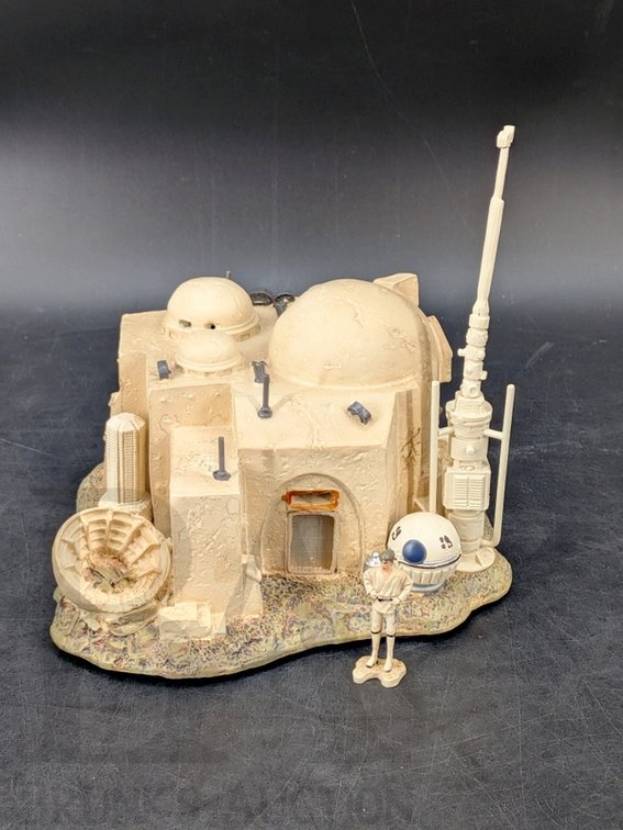 2009 Hawthorne Village Star Wars Mos Eisley Cantina Star Wars Galactic Village Collection