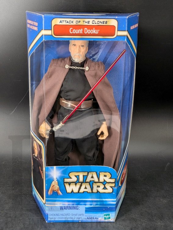 2002 Star Wars Attack Of The Clones Count Dooku Hasbro Action Figure in Box