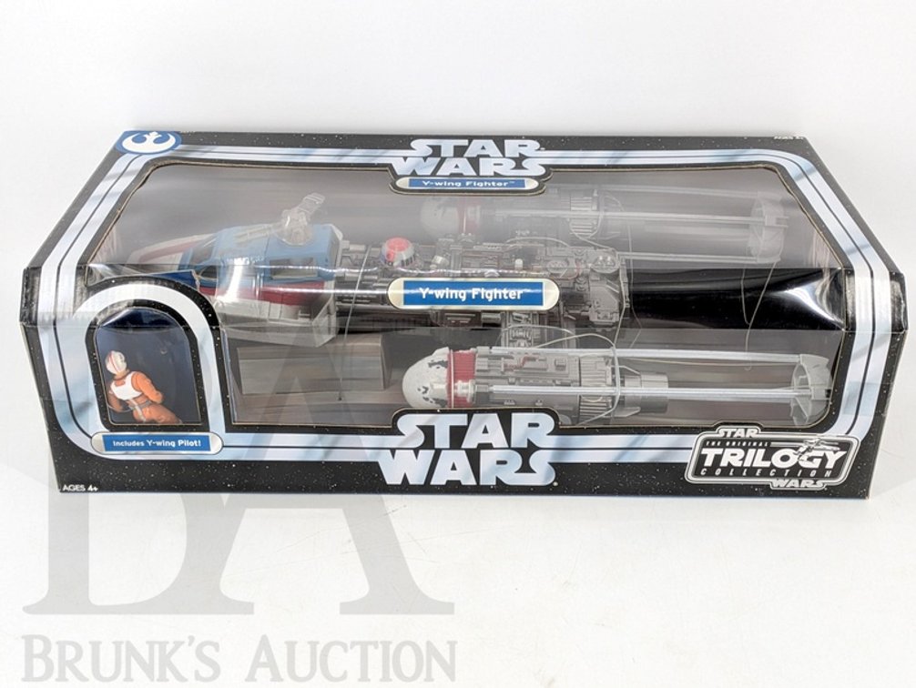 2004 Star Wars Y-wing Fighter Hasbro Original Trilogy Collection, Includes Pilot
