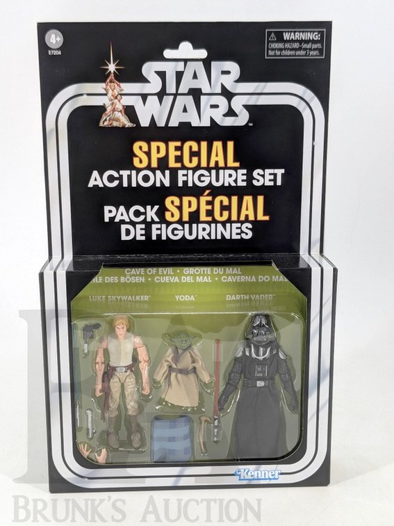 2019 Star Wars Special Action Figure Set Cave of Evil Luke Skywalker Yoda Darth Vader