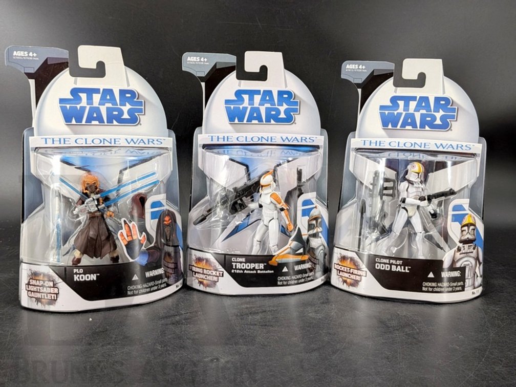 (3) 2008 Star Wars The Clone Wars Hasbro Figures Plo Koon, Clone Trooper, Odd Ball