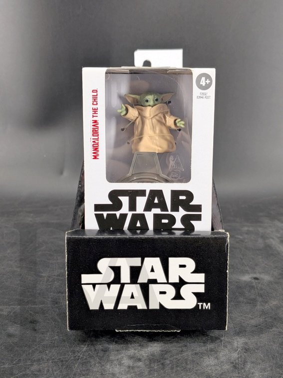 (8) 2021 Hasbro Star Wars 5" Action Figures: Mandalorian, Luke, Han, Vader, Stormtrooper
