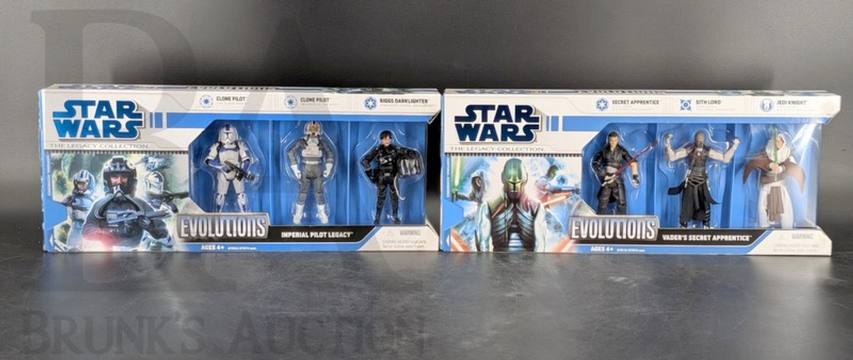 (2) Star Wars Legacy Evolutions Sets: Imperial Pilot Legacy & Vader's Secret Apprentice