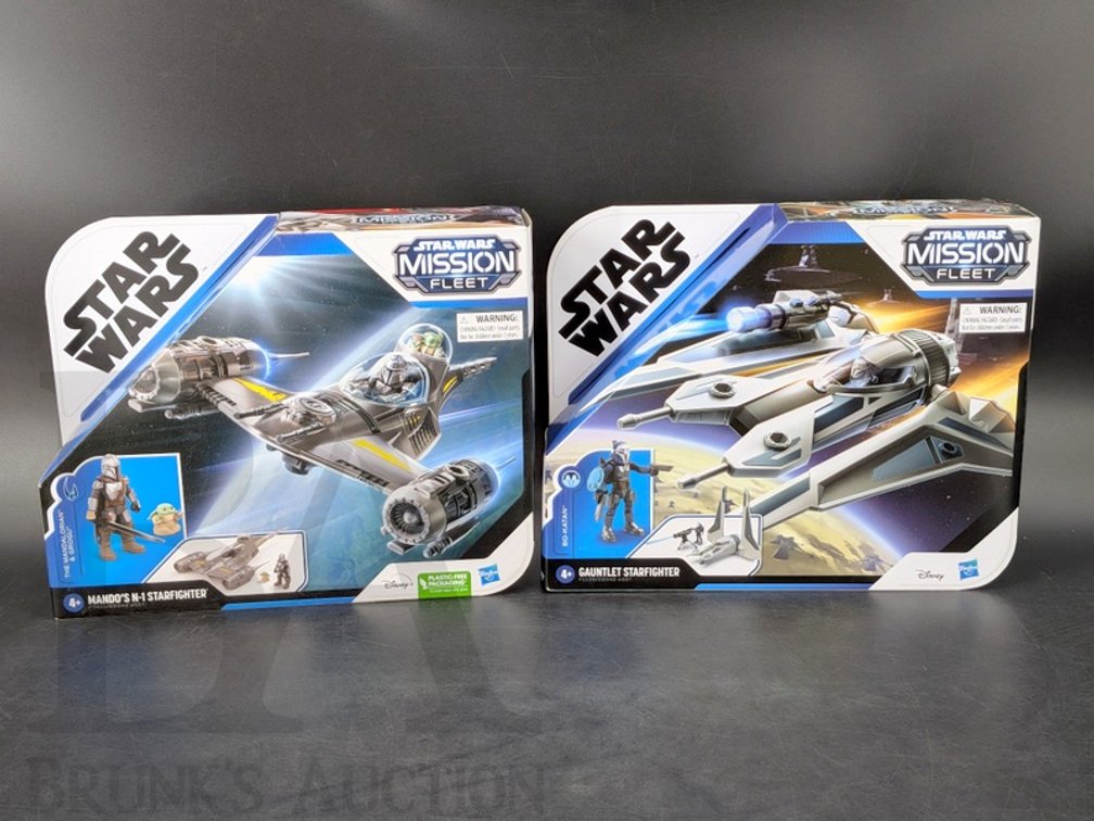 (2) Star Wars Mission Fleet Gauntlet Starfighter & Mando's N-1 Starfighter Sets, Hasbro