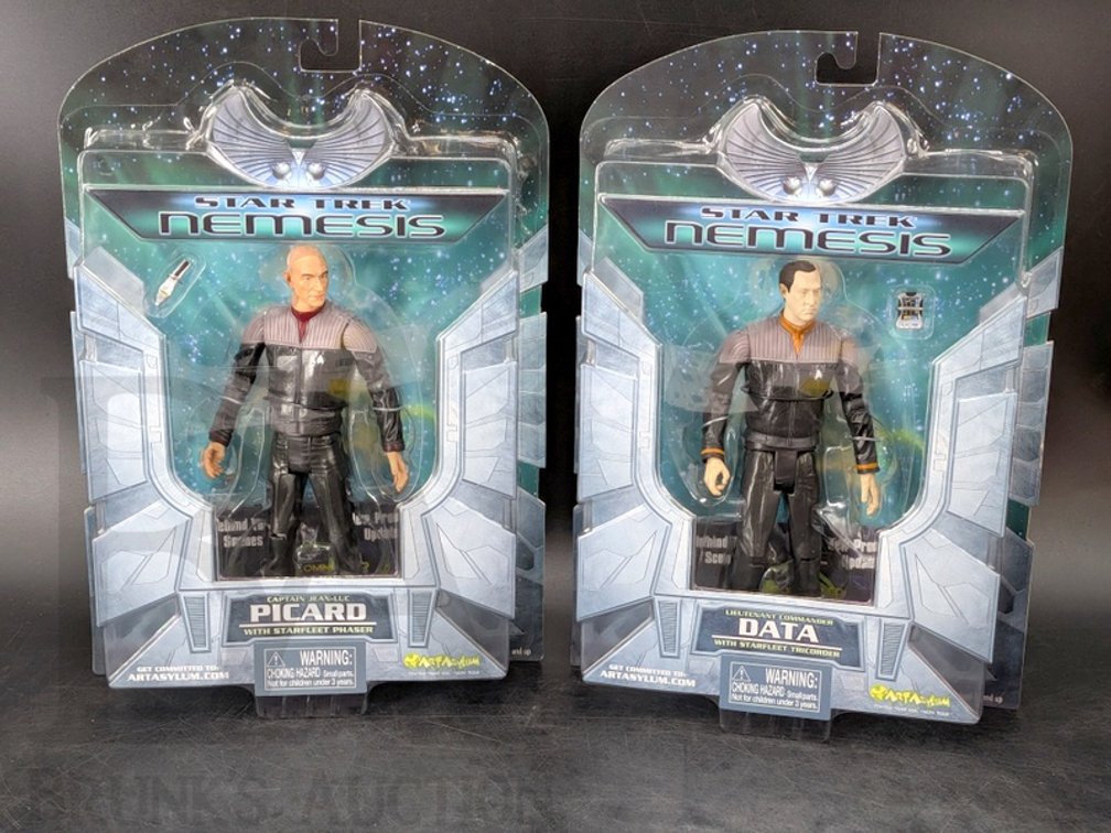 (2) 2002 Star Trek Nemesis Picard & Data Figures Art Asylum Sealed Packaging