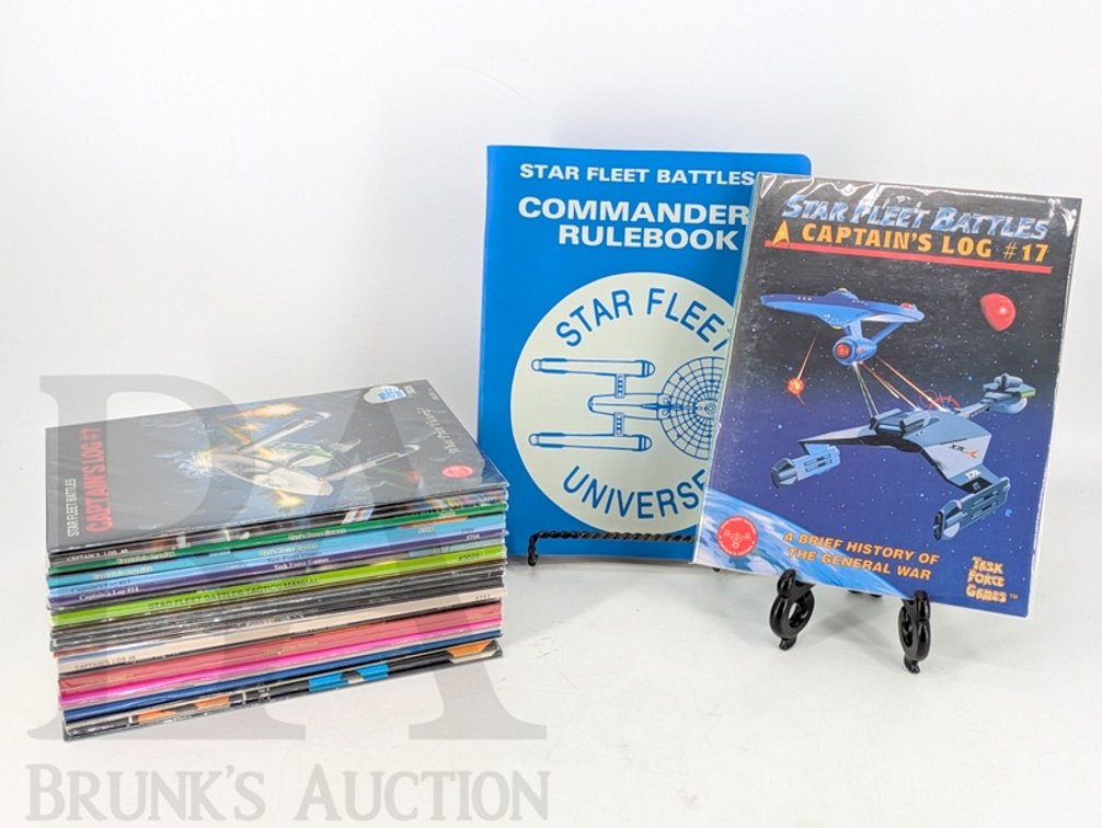 Star Fleet Battles Assortment: Commander's Rulebook, Captain's Logs, SSD & Supplement Books
