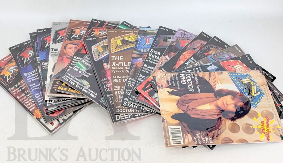 (32) TV Zone Magazines Issues 56-85 Cult Television X-Files Star Trek, Babylon 5