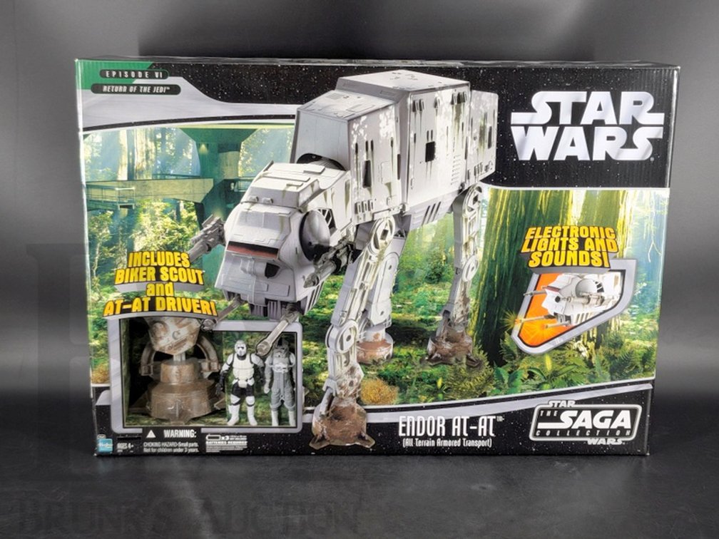 2006 Star Wars Saga Collection Endor AT-AT Electronic With Figures by Hasbro