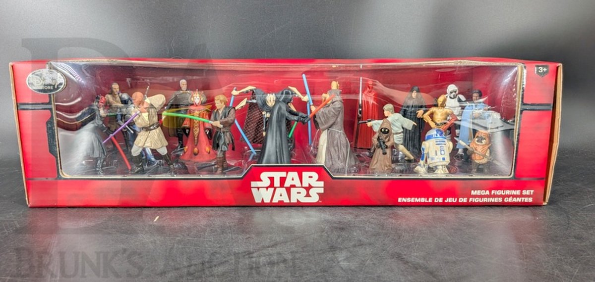Disney Store Star Wars Mega Figurine Set Boxed Assortment of Character Figures