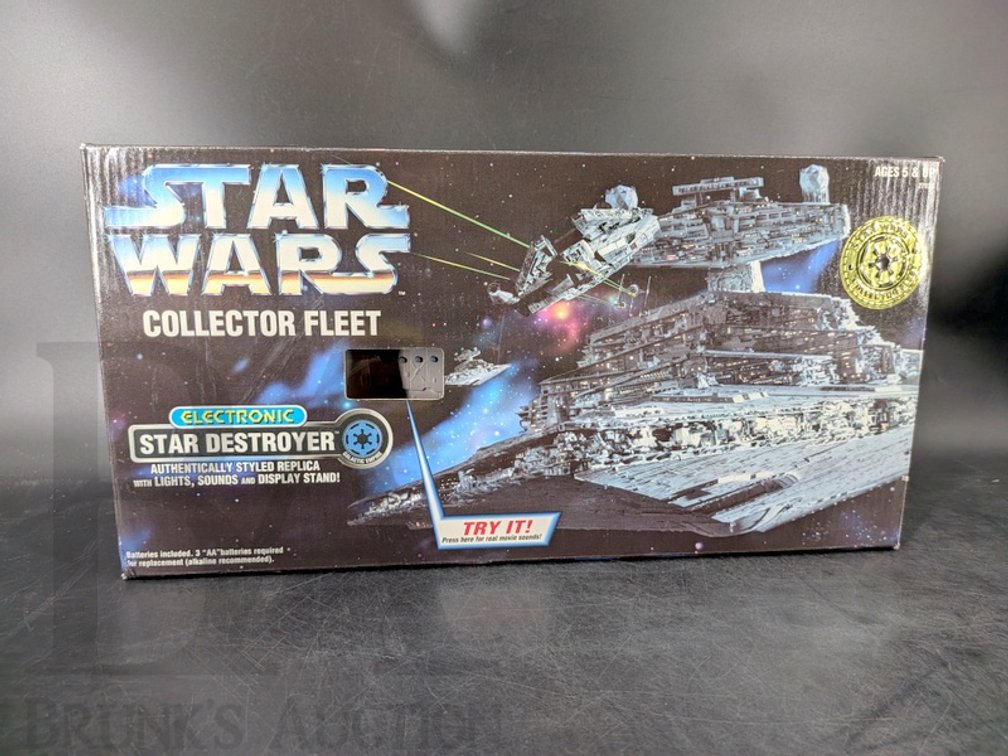 1996 Star Wars Collector Fleet Electronic Star Destroyer Kenner Replica With Display Stand
