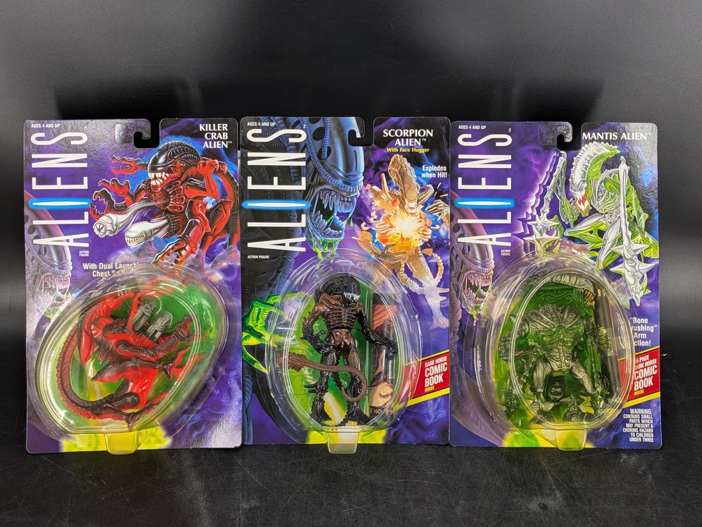 (3) 1992 Kenner Aliens Action Figures Killer Crab, Scorpion, Mantis Alien MOC