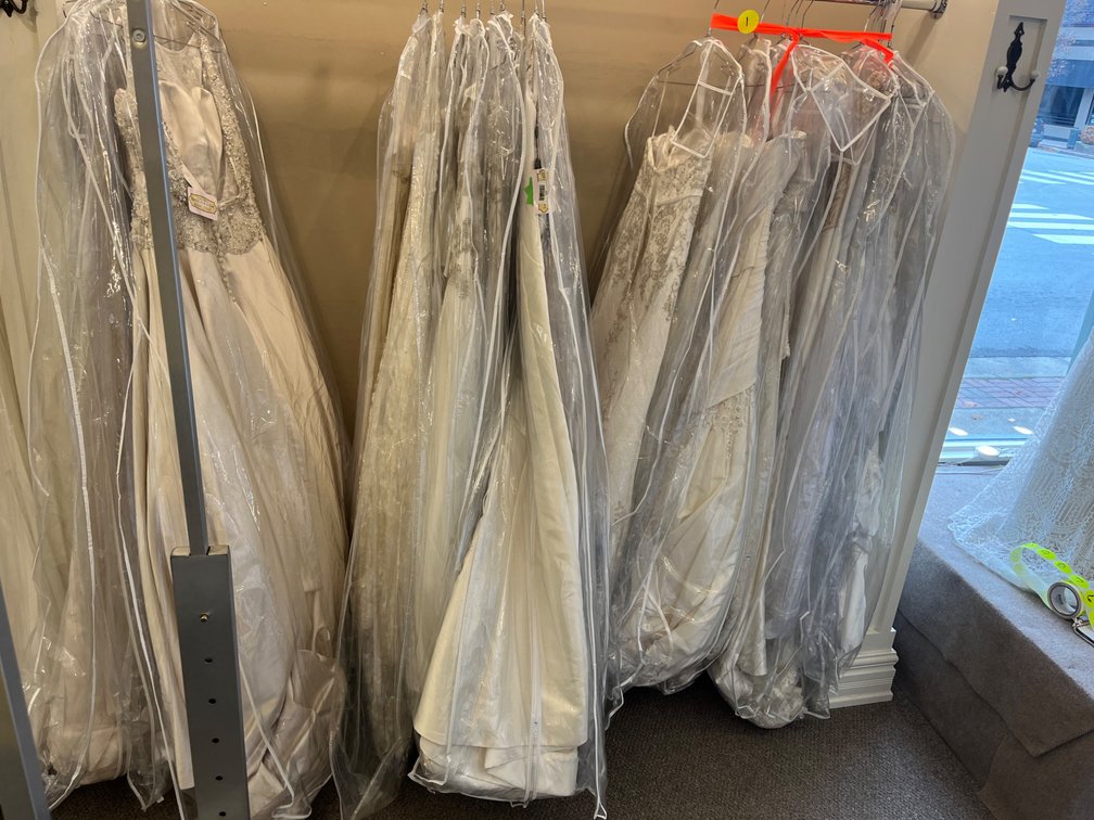 Size 2 Wedding Gowns