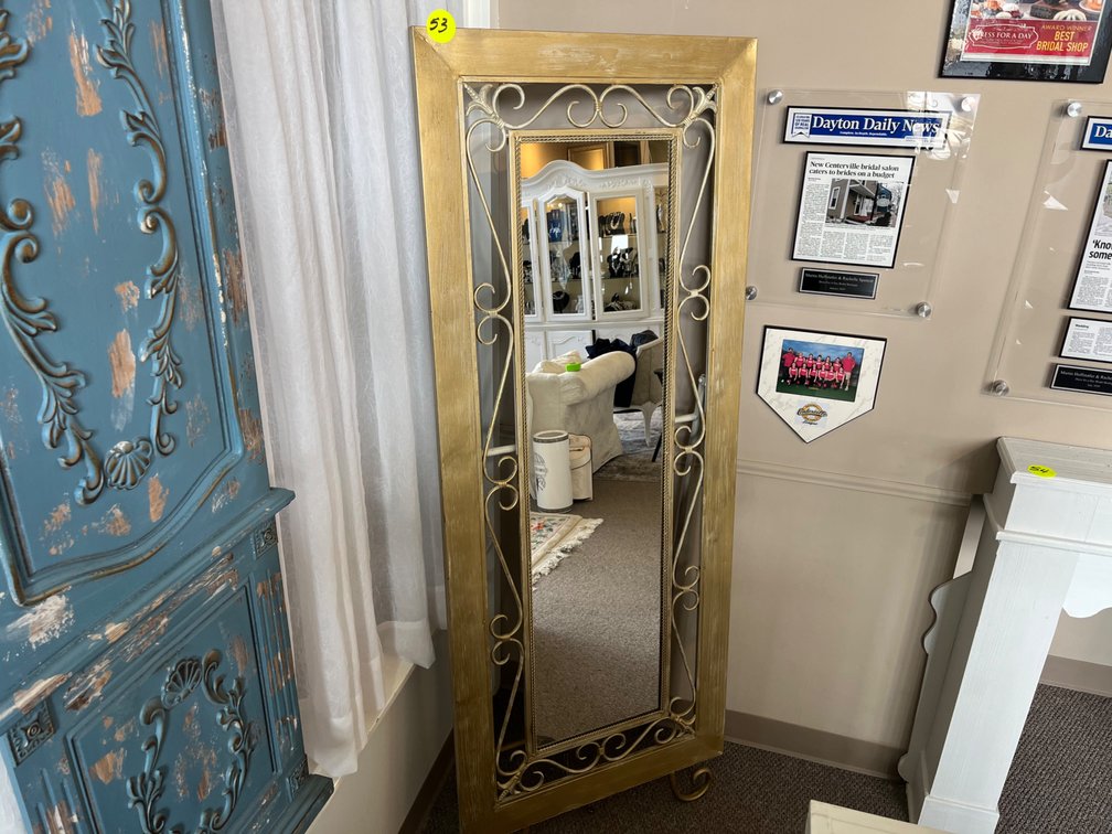 Stand Alone Mirror