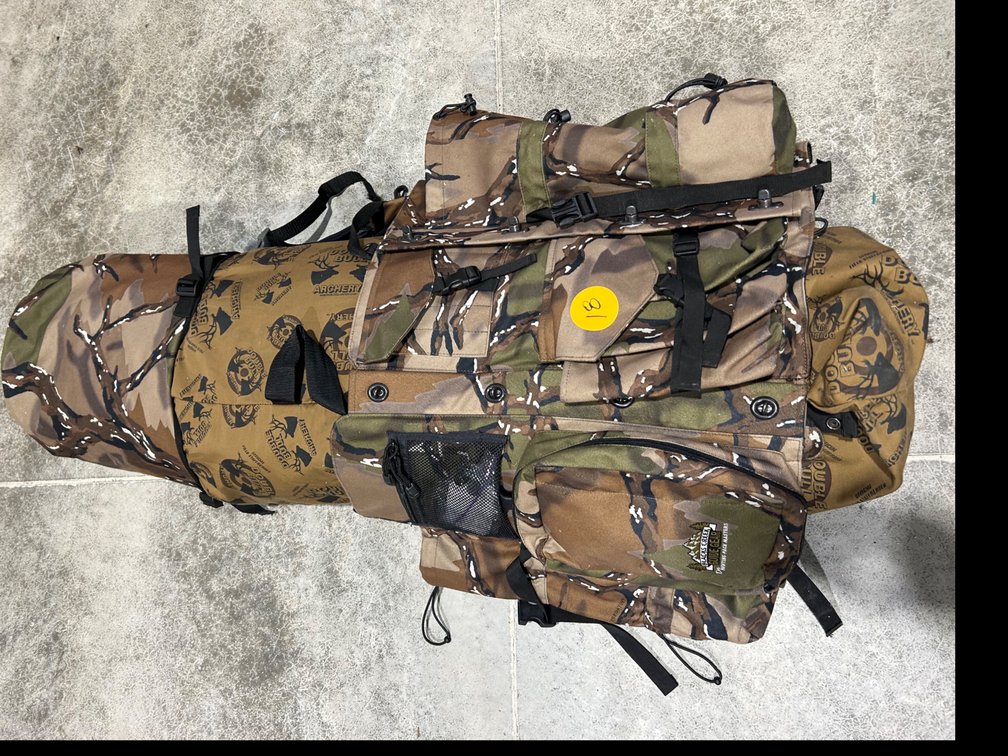 Portable hunting blind