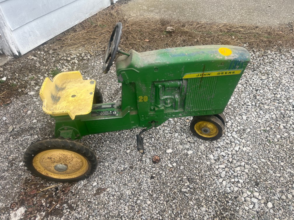 John Deere Pedal Tractor