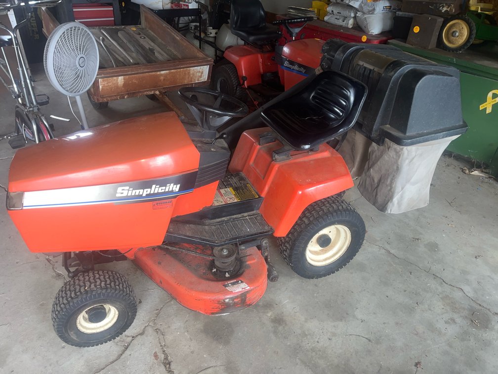 Simplicity Mower with Bagger