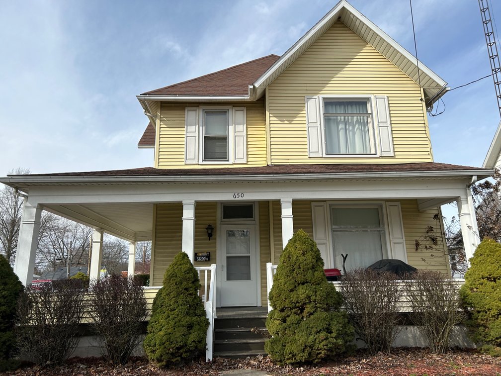 Image for Duplex in Bowling Green, OH  43402