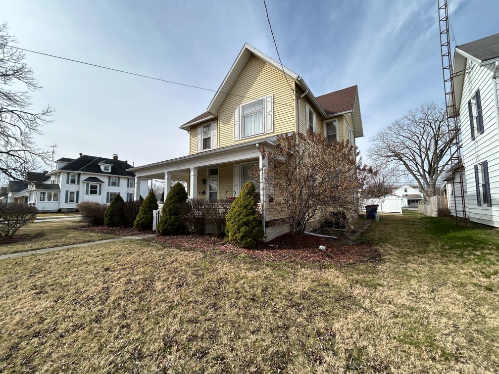 Image for Duplex in Bowling Green, OH  43402