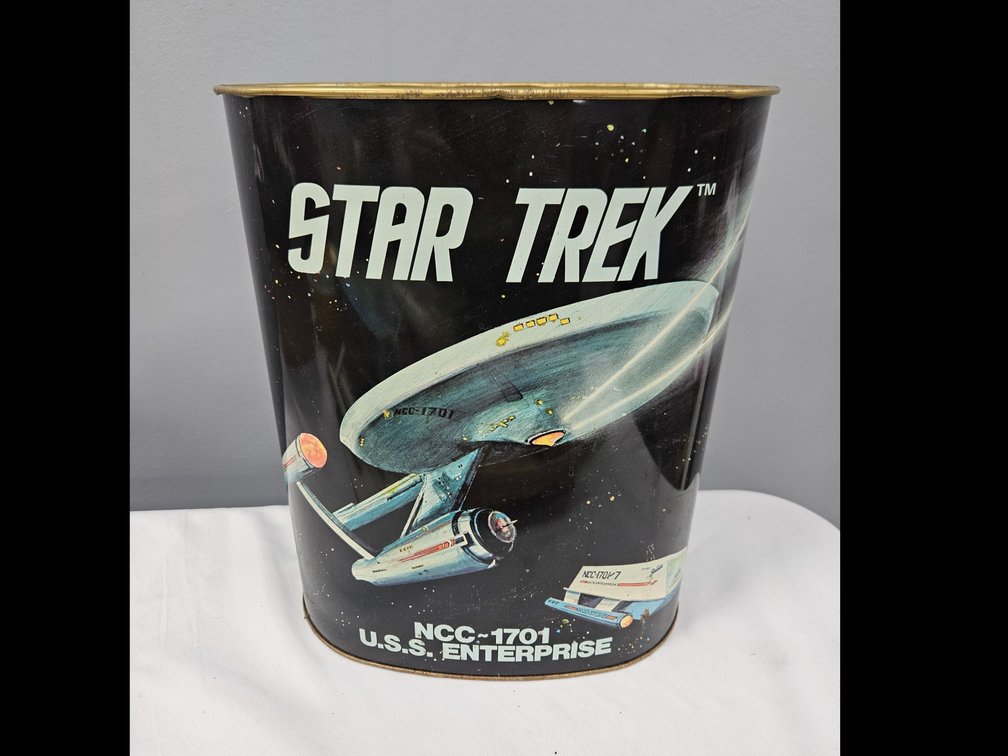 1977 Star Trek U.S.S. Enterprise Cheinco Metal Wastebasket