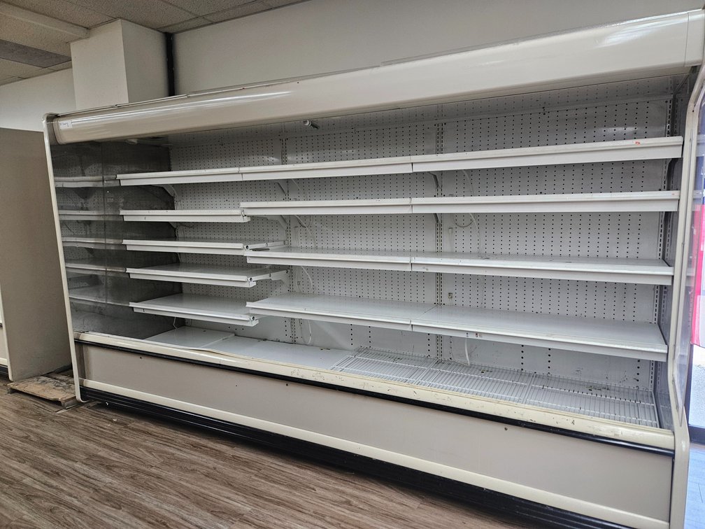 Kysor Warren D73-12UN Refrigerated Display Case