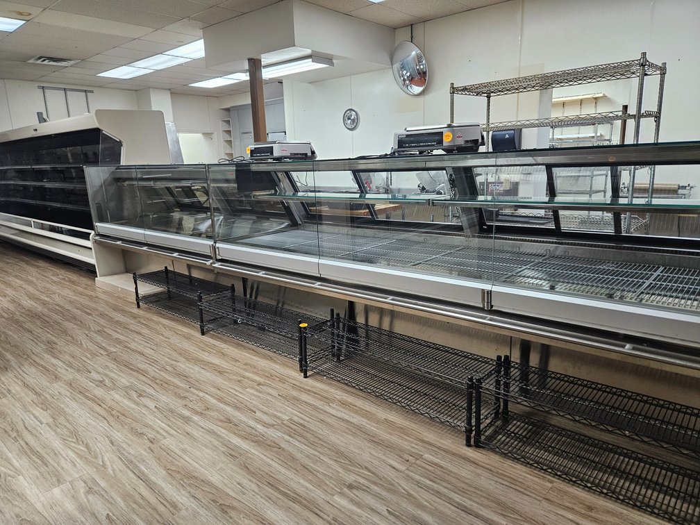 Arneg & Kysor Warren Commercial Refrigerated Display Cases