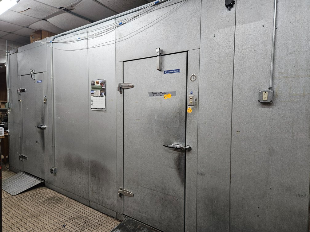 Louisville Cooler 8'x17'x8' Walk-In Cooler with Russell Evaporator