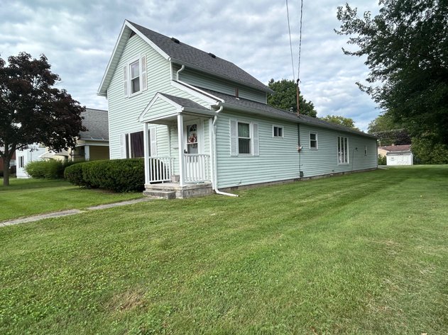 247 Eberly, Bowling Green, OH 43402