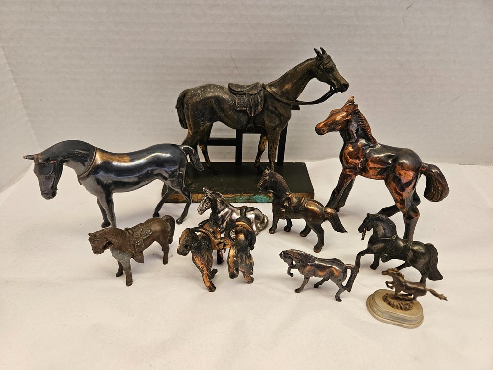 Vintage Cast Metal Horse Figurines