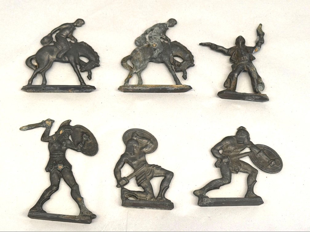 Vintage Flat Metal Toy Figures