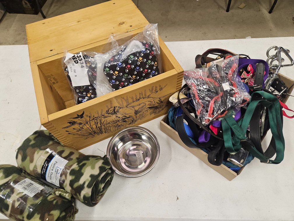 Mixed Pet Supplies & Classic Wooden Box