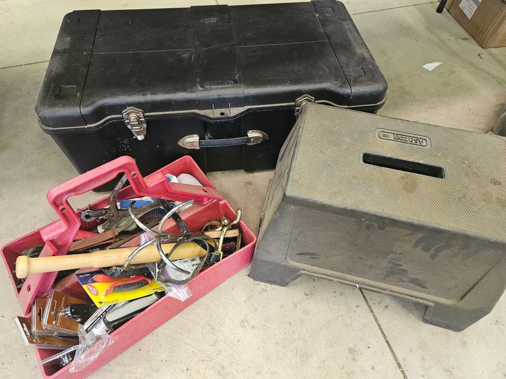 Mounting Block, Plastic Tack Trunk, Horse Grooming Tote with Supplies